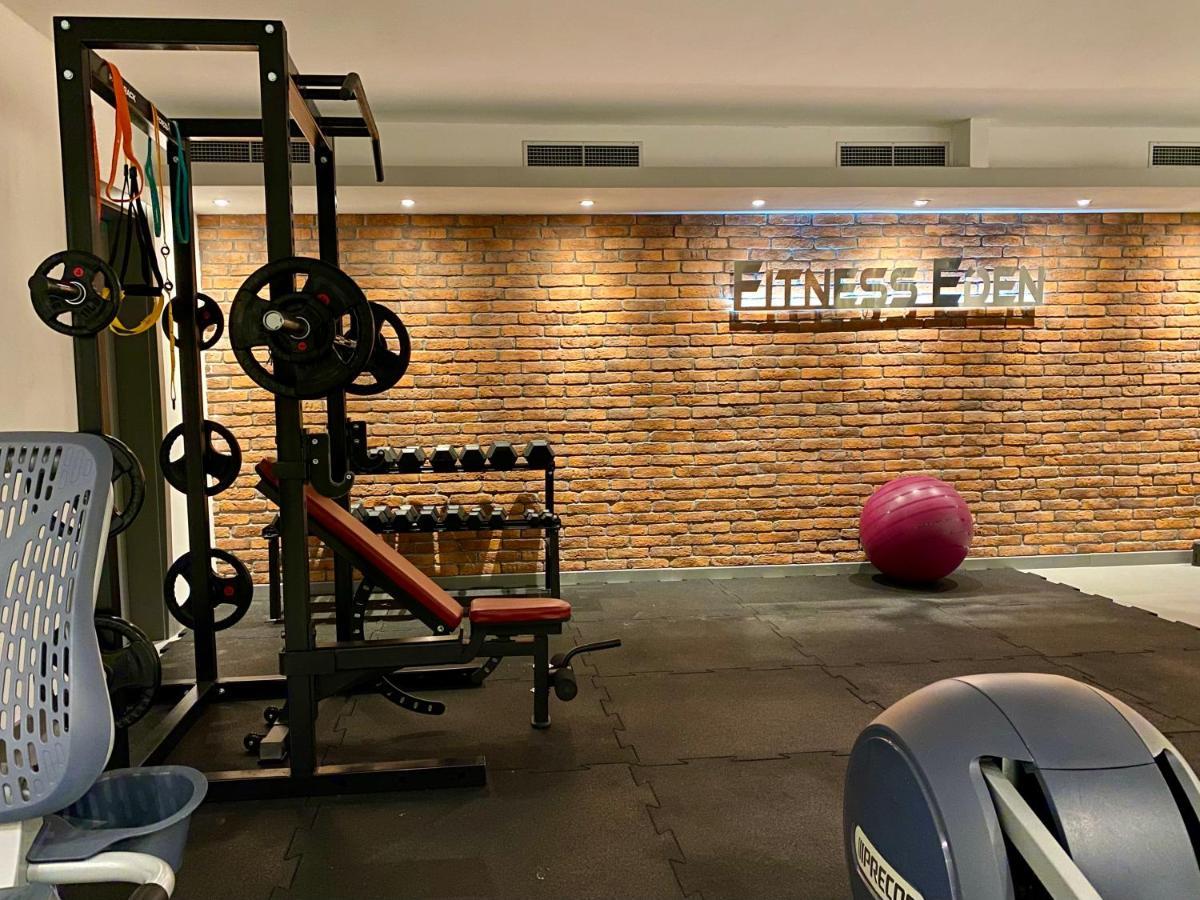 Апартаменты-студио For rent in new building Подстрана Экстерьер фото