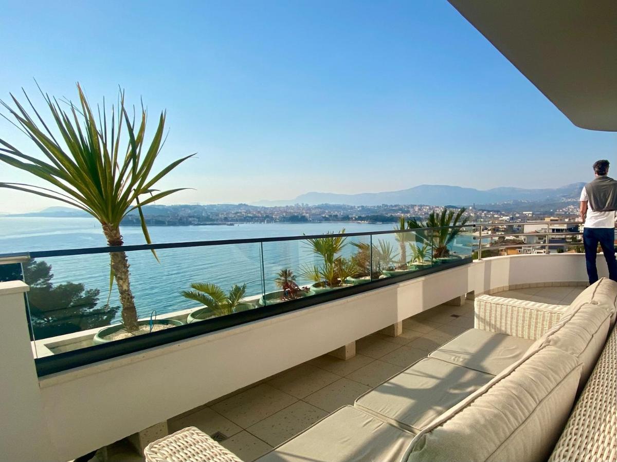 Апартаменты-студио For rent in new building Подстрана Экстерьер фото